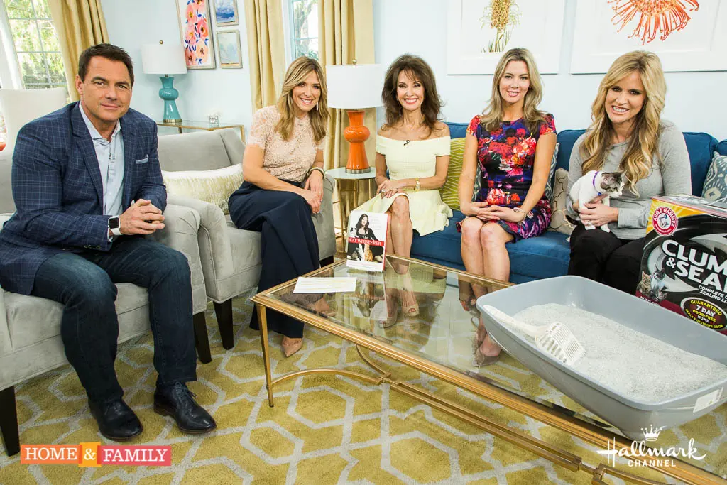Hallmark Channel Home and Family Show with The Cat Whisperer 2 | Mieshelle Nagelschneider | Cat Behaviorist Hallmark Channel Home and Family Show with The Cat Whisperer 2 | Mieshelle Nagelschneider | Cat Behaviorist